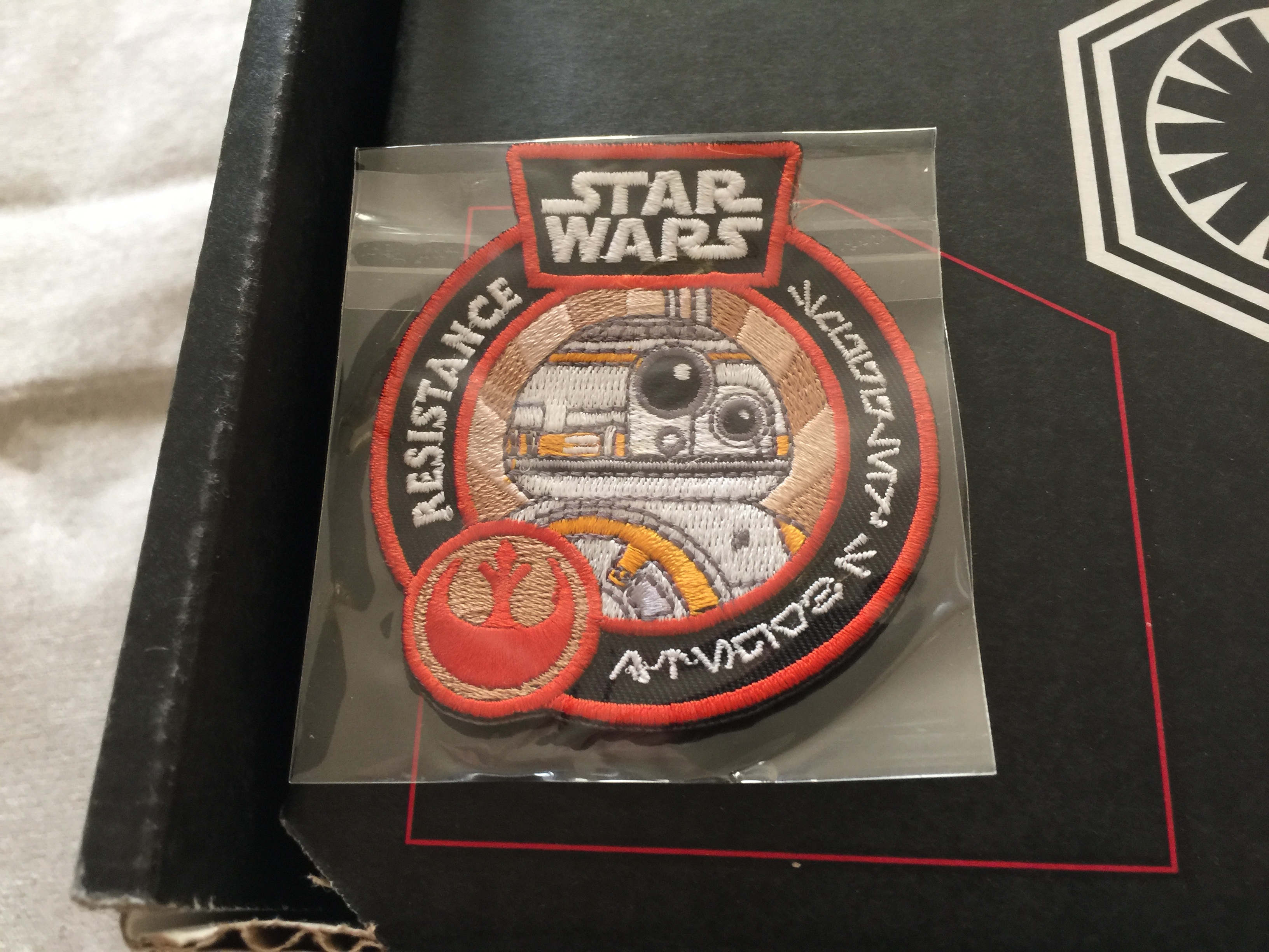 Funko Star Wars Smuggler's Bounty Patches & Pin LOT OF 3 - MOS